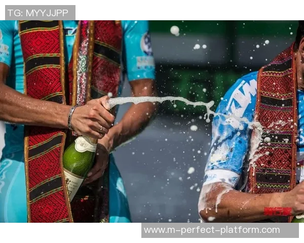 庞特普与克鲁塞的巅峰对决谁能在赛场上笑到最后